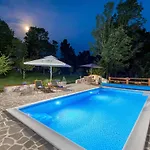 Tatil Evi Relax Lika By Interhome *